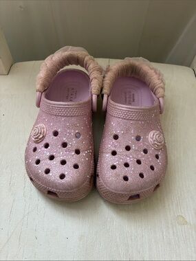 Kids Sparkle Clog San with Flower Charm - Pink